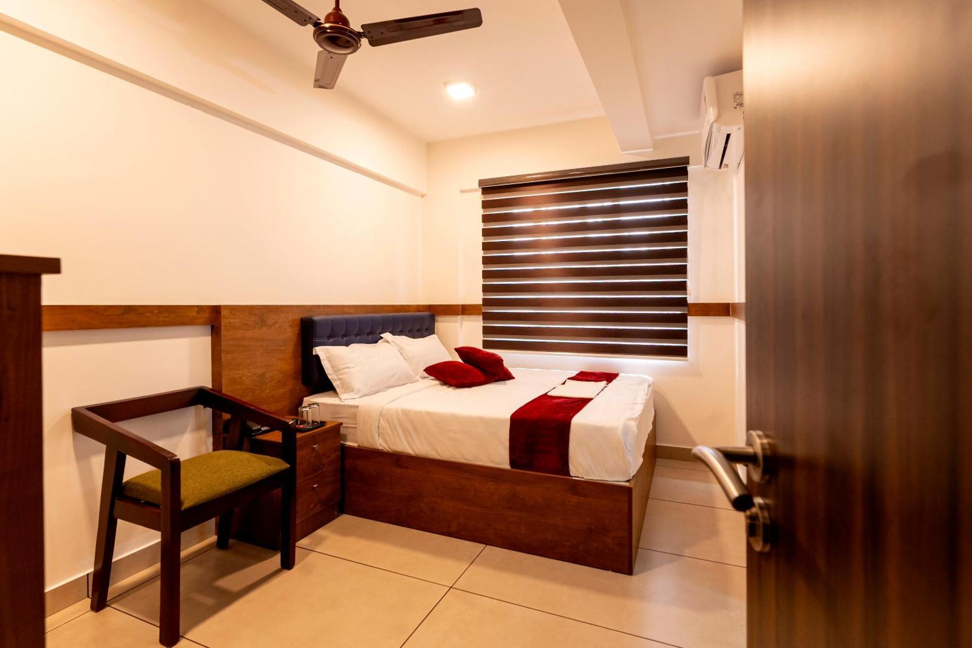 Aparthotel Sapphire Business