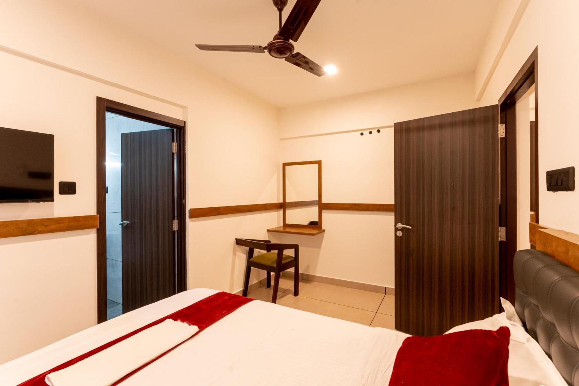 Aparthotel Sapphire Business