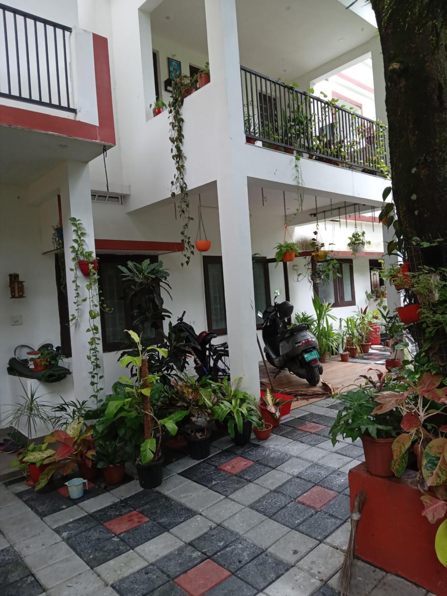 Gerards Fortkochi Homestay *