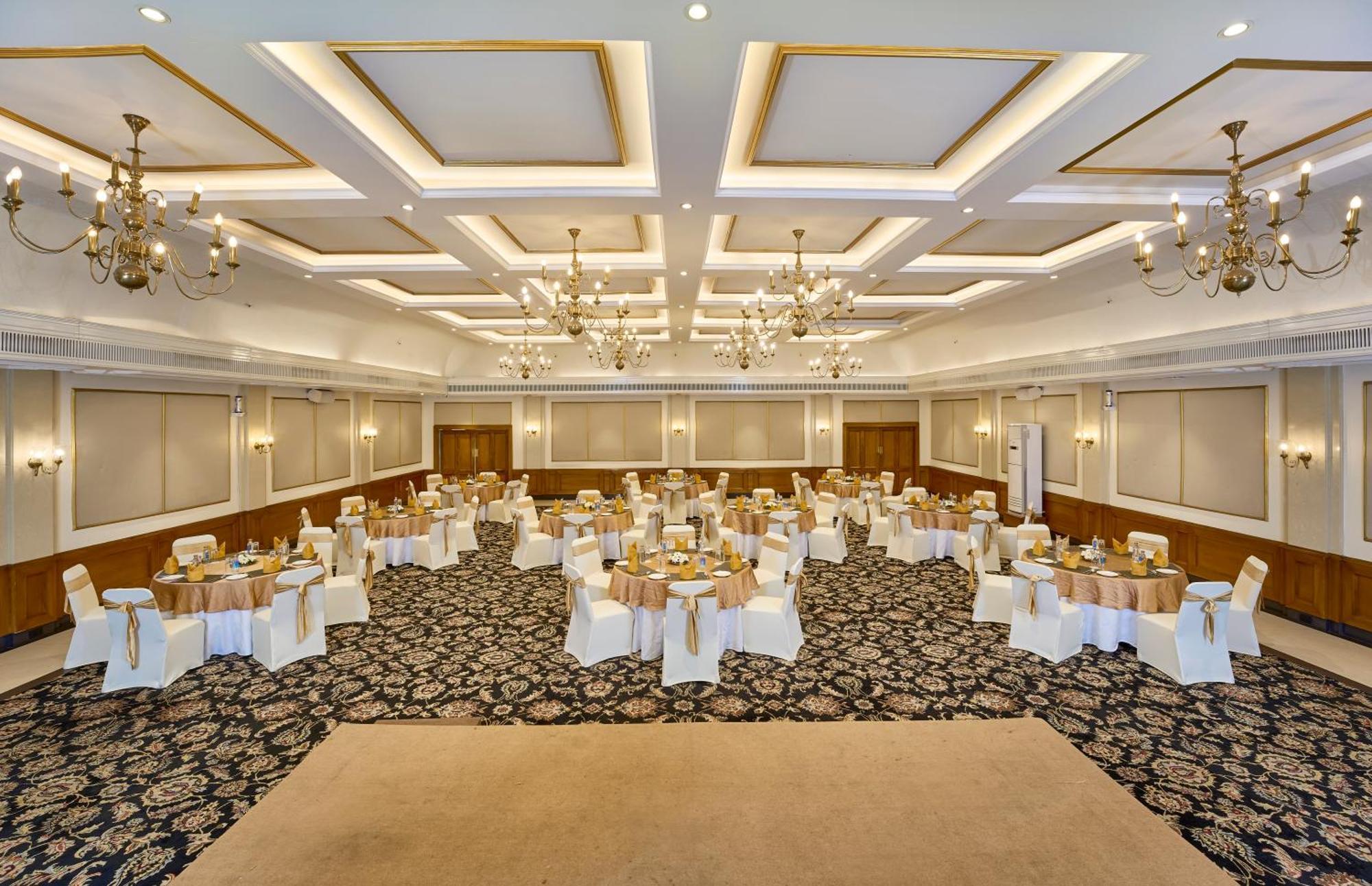 Casino - Cgh Earth, Cochin Hotel 5*