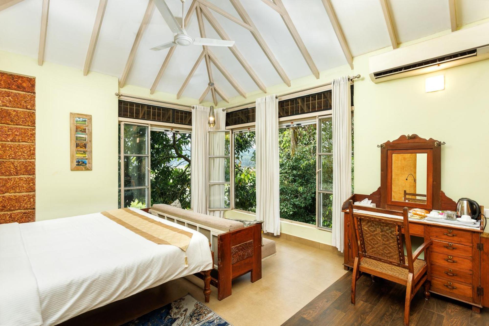 Serenity Farm & Ayurvedic Retreat * Kochi
