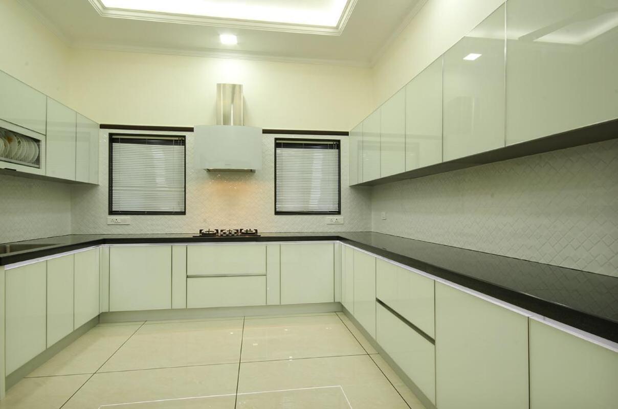 Holiday home Solomons Ark *