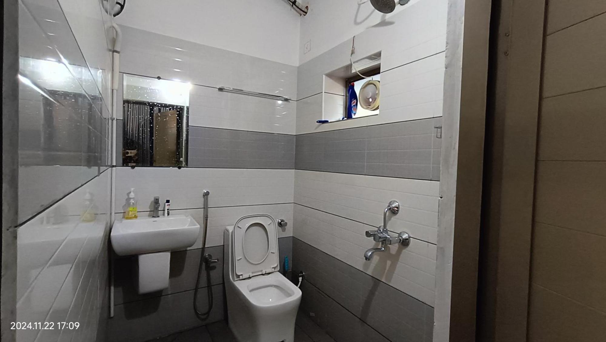 Aroma Serviced Cochin Guest house