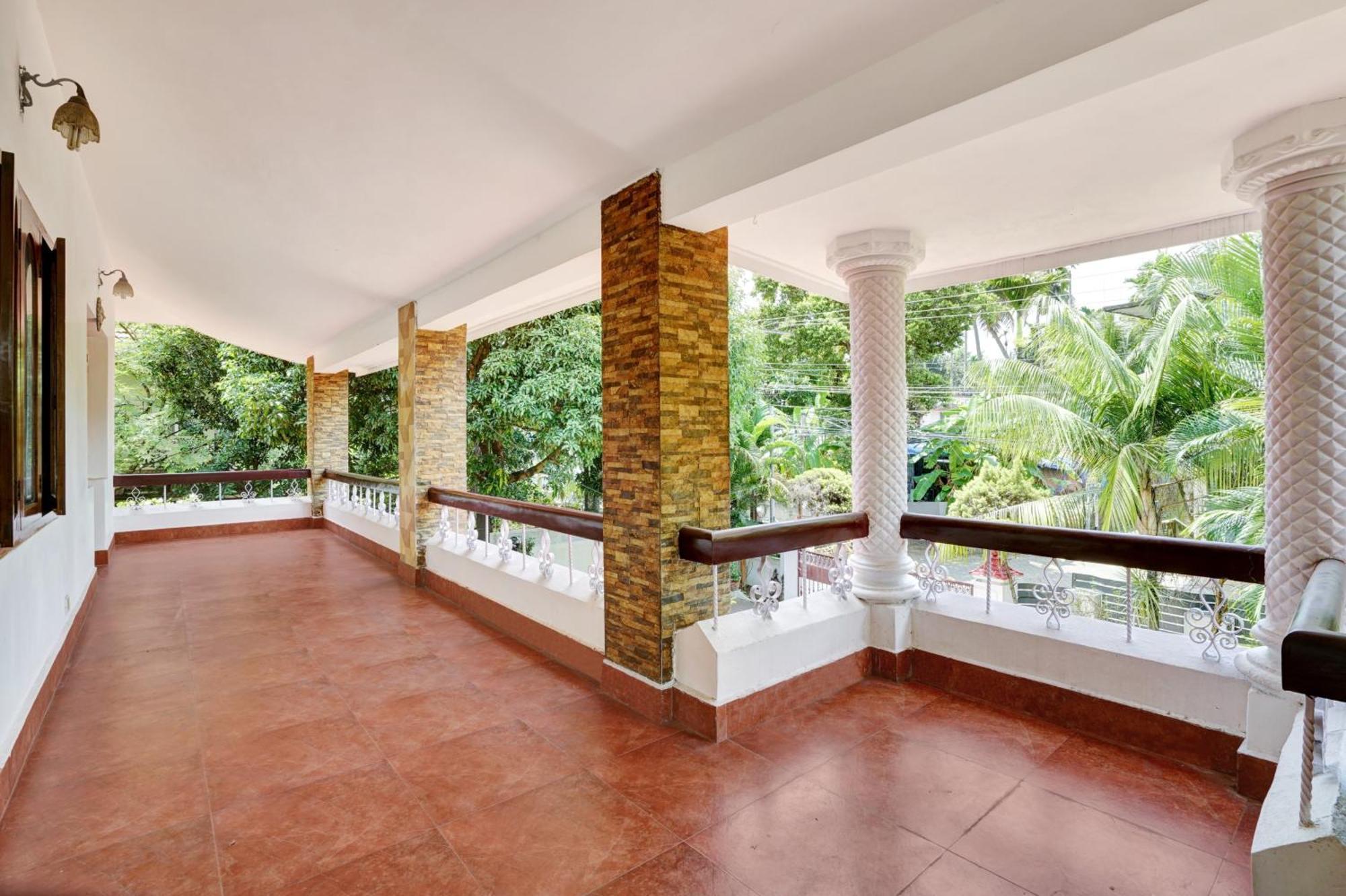 O Hotel Kochi
