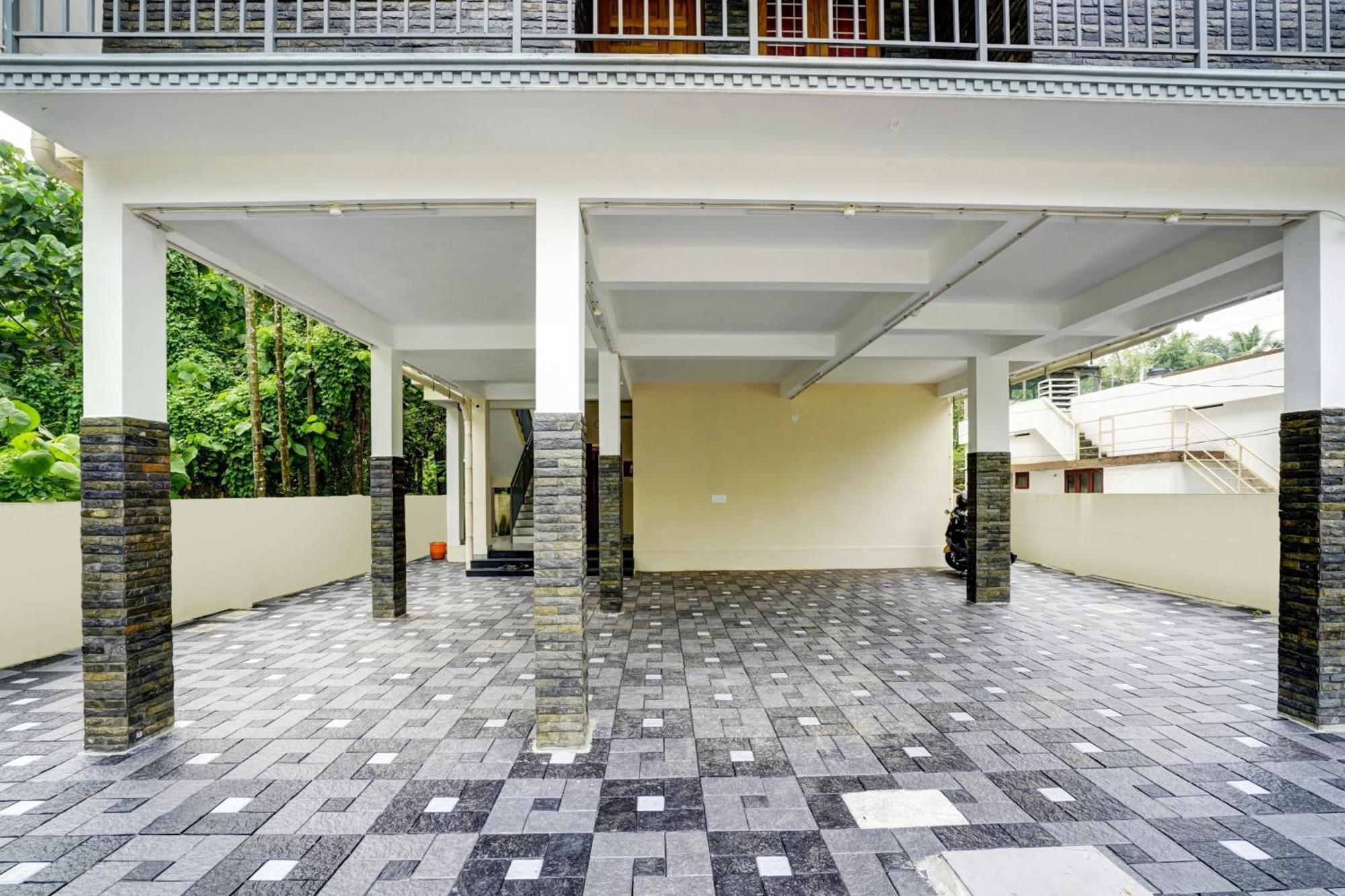 O Versatile Hotel Kochi