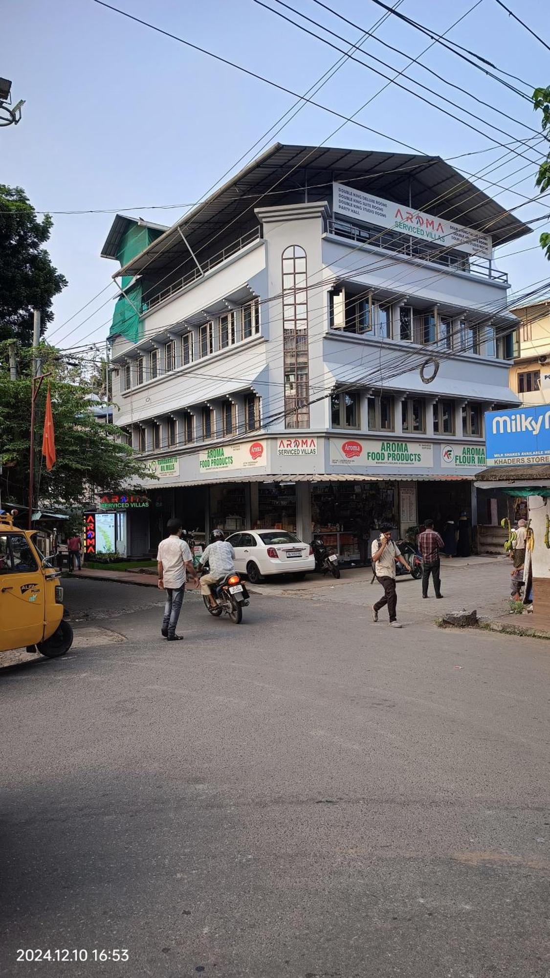 Aroma Serviced Cochin Guest house Kochi