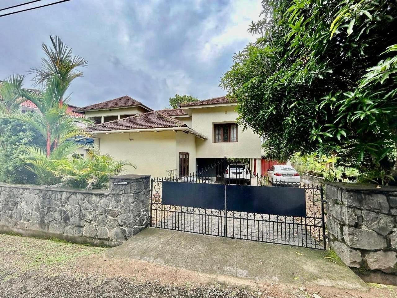 Mango Tree Guest house