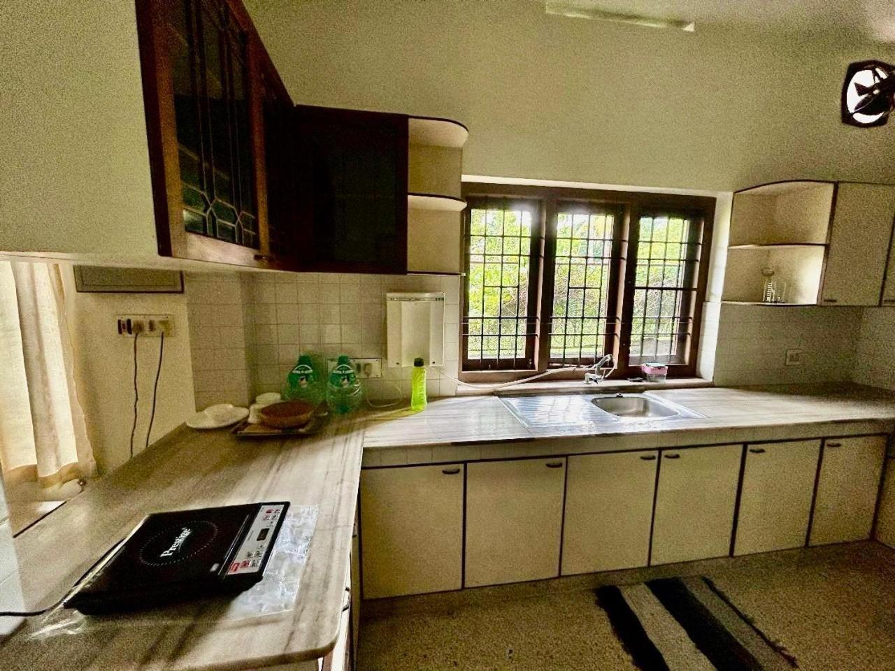Mango Tree Guest house Kochi
