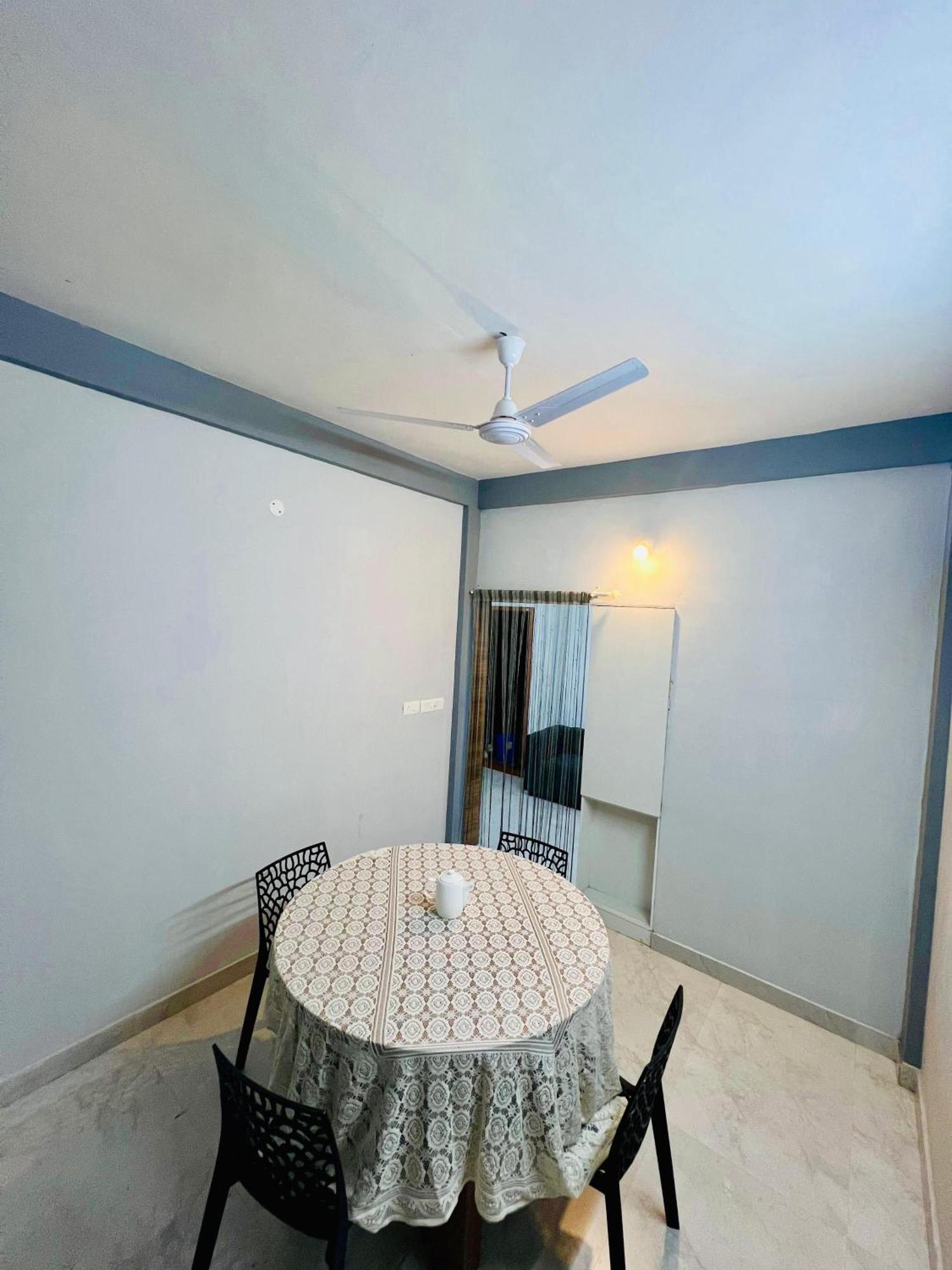 Castle Guest house *