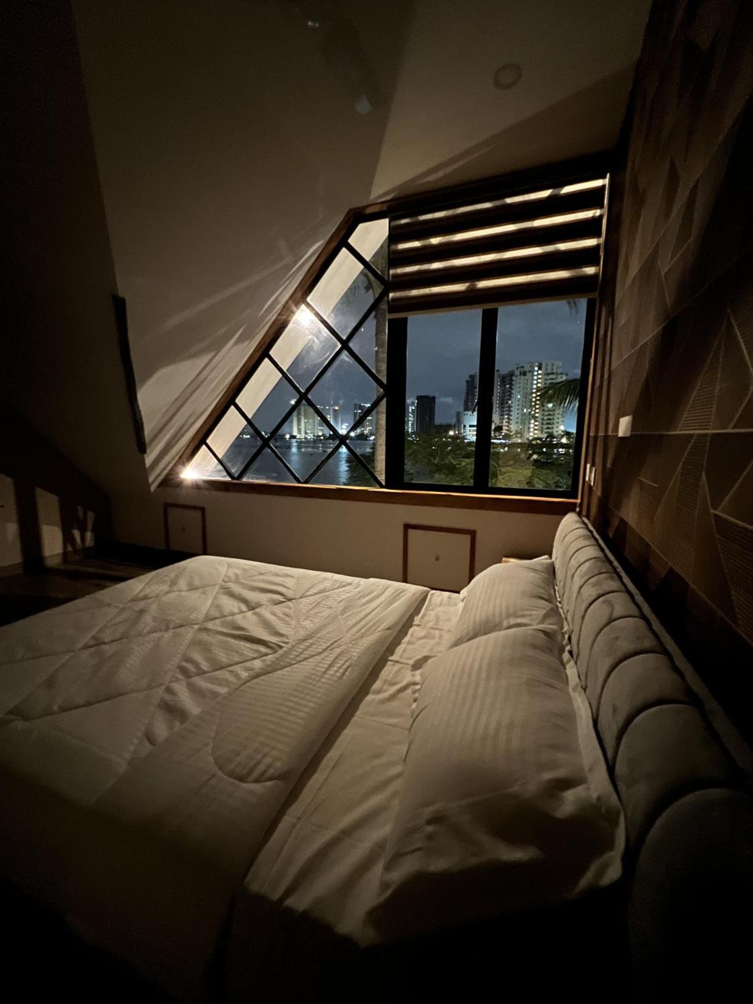 Marina Lounge Guest house
