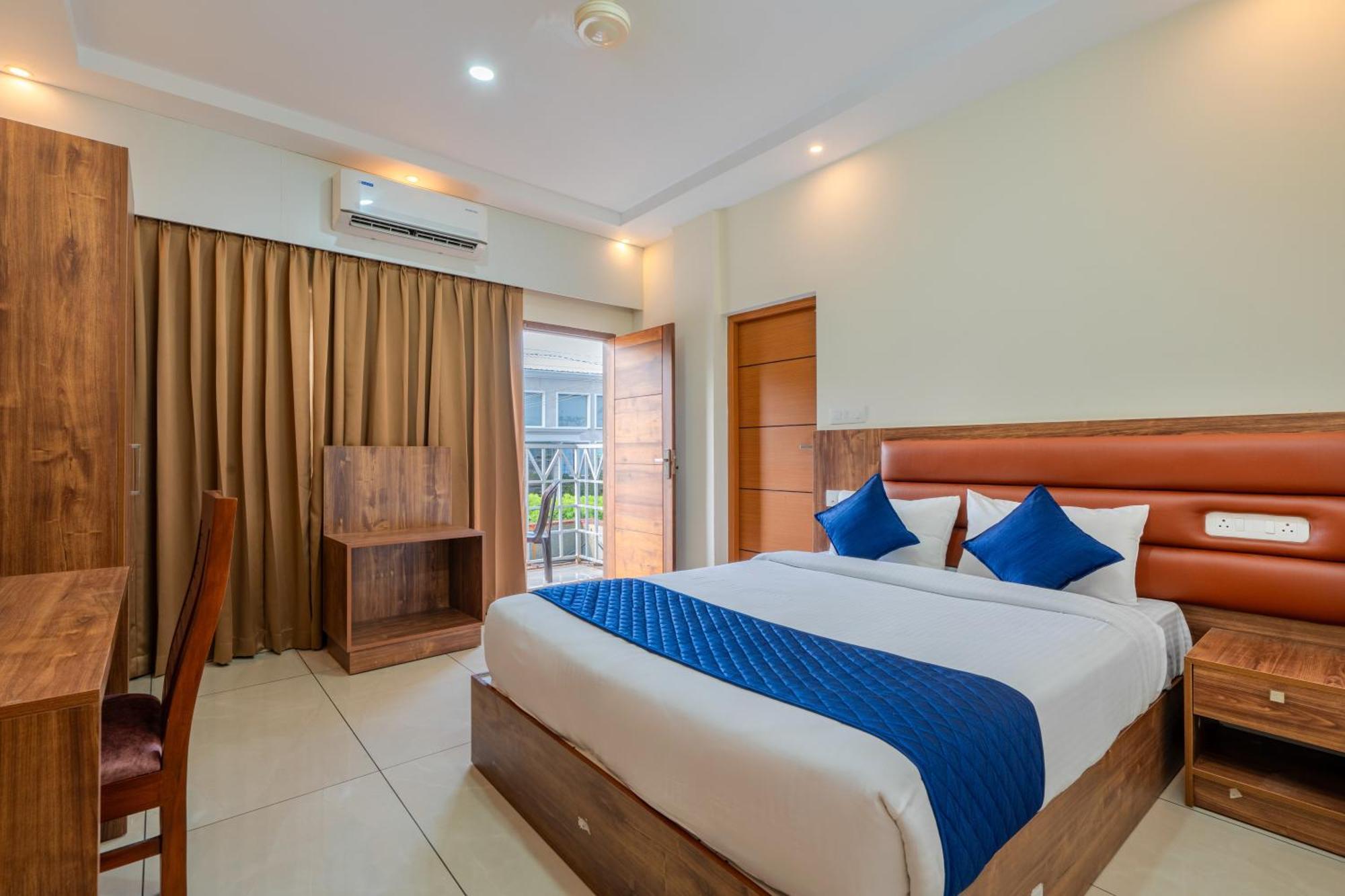 Hotel Chaithanya Residency Kochi