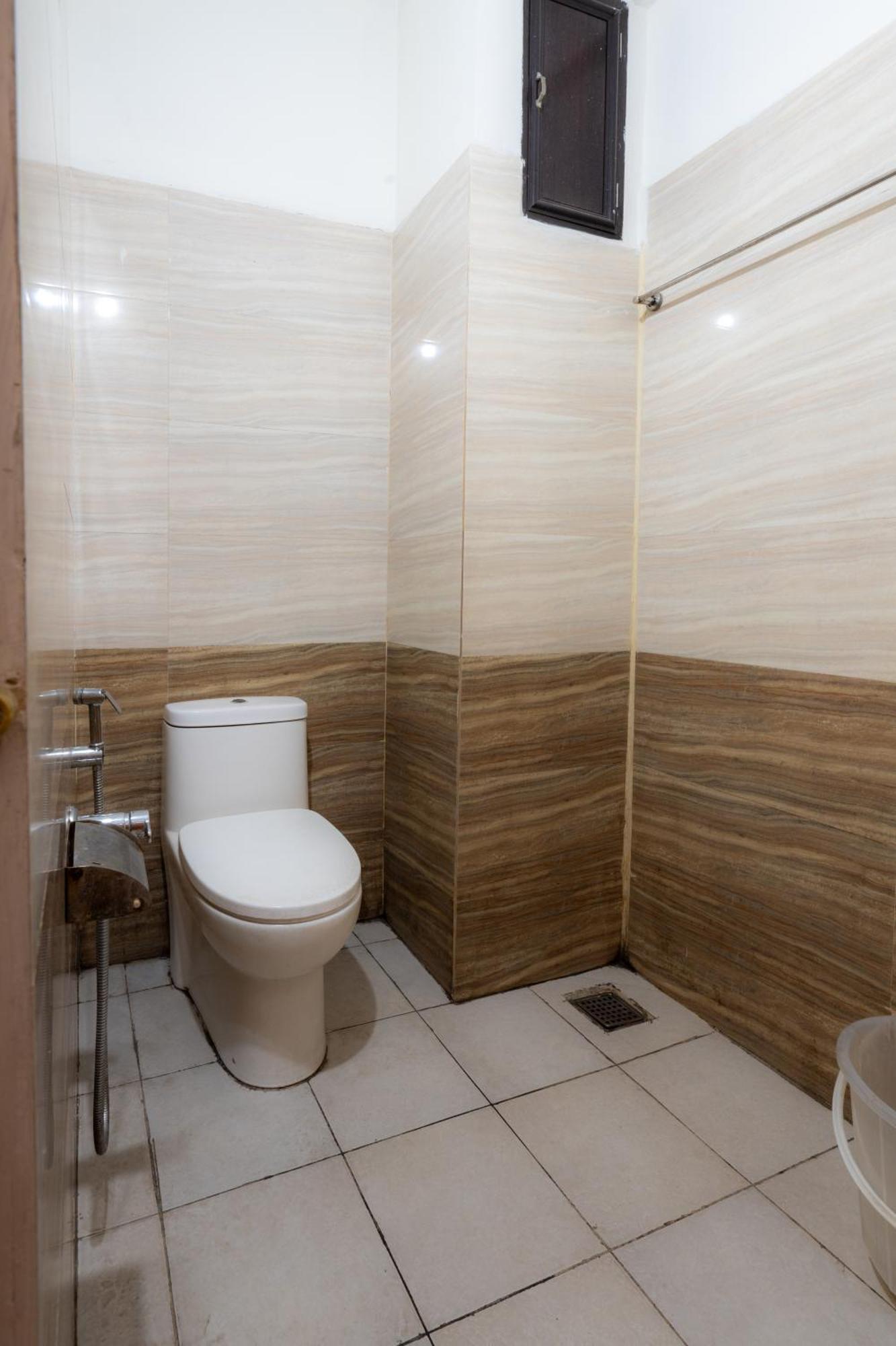 Chaithanya Residency Hotel Kochi