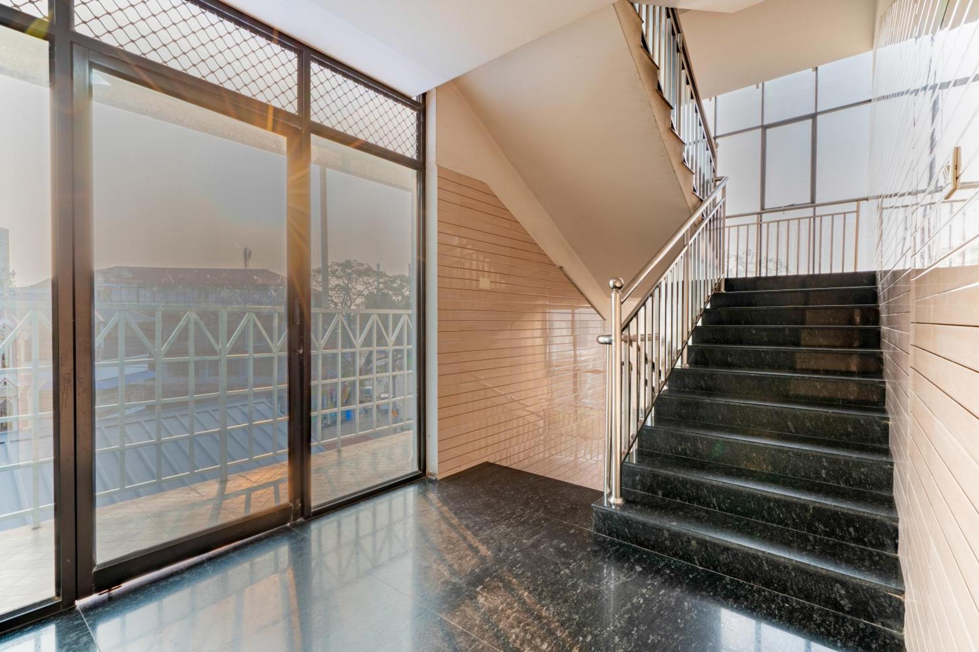 Hotel Chaithanya Residency Kochi