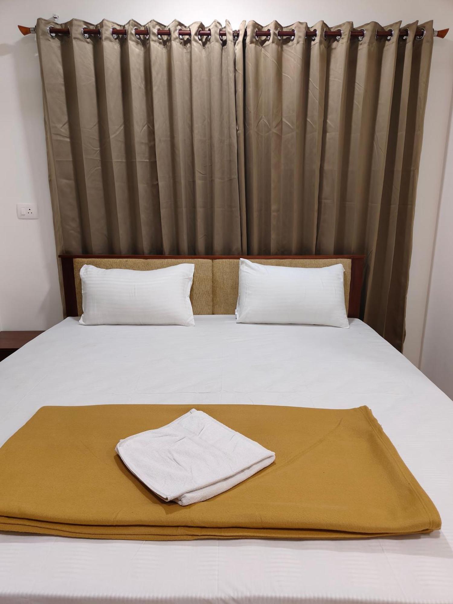 Nova Hotel 2*