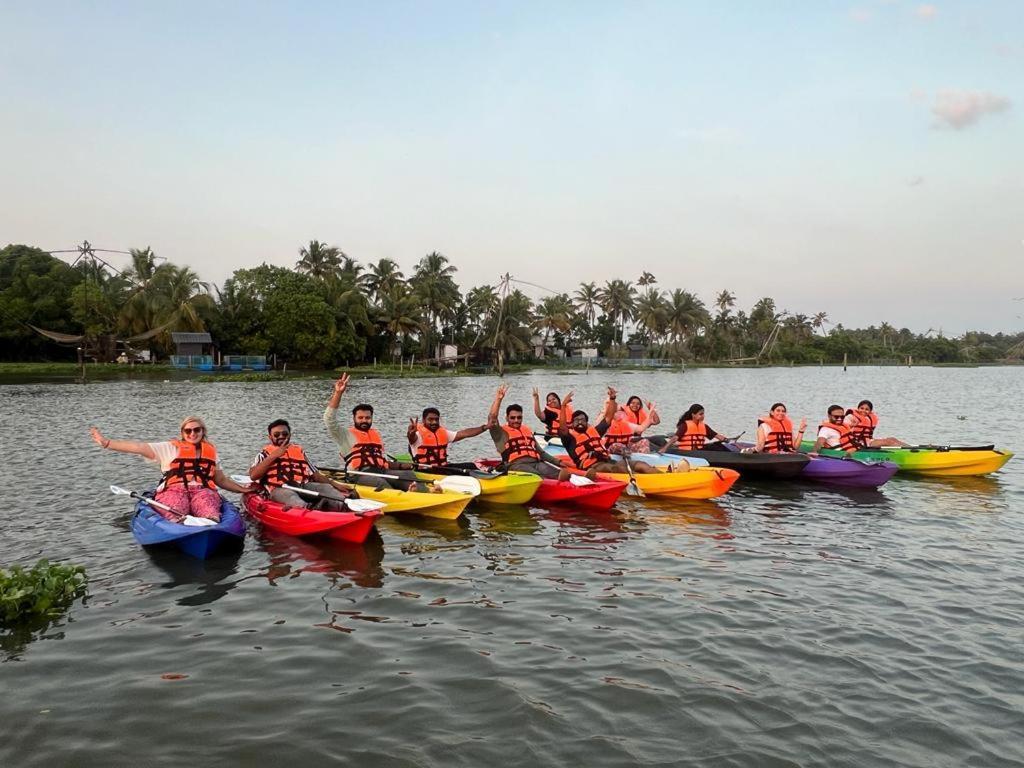 Xhostel Cochin *