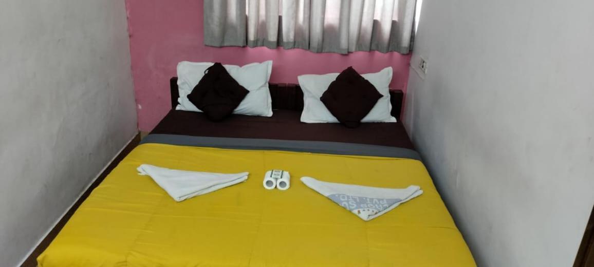 Xhostel Cochin Hostel *