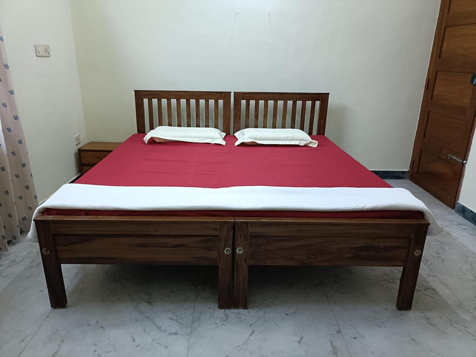 Villa Sanvilla 2 Bhk, Vytila