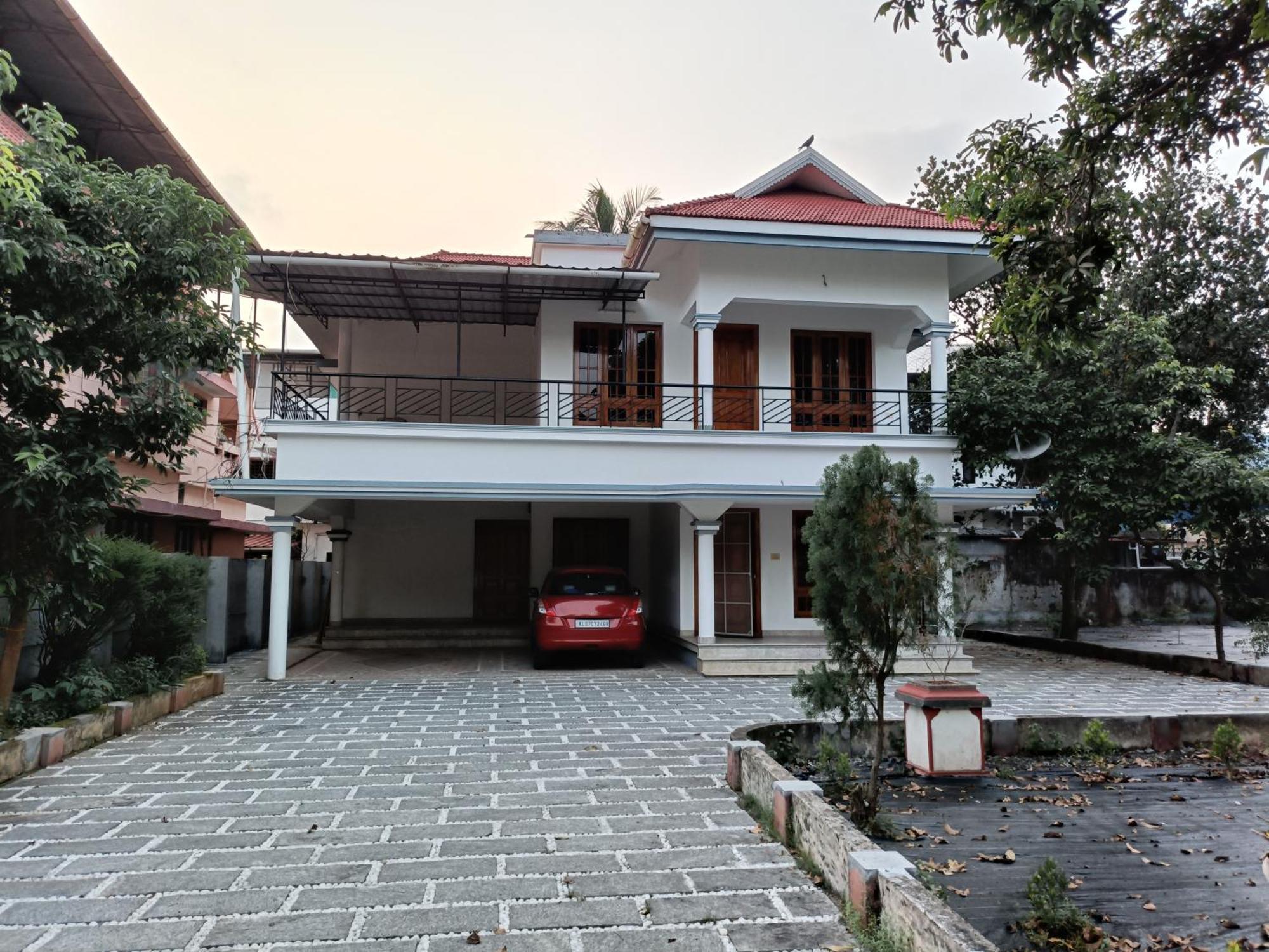 Sanvilla 2 Bhk, Vytila *