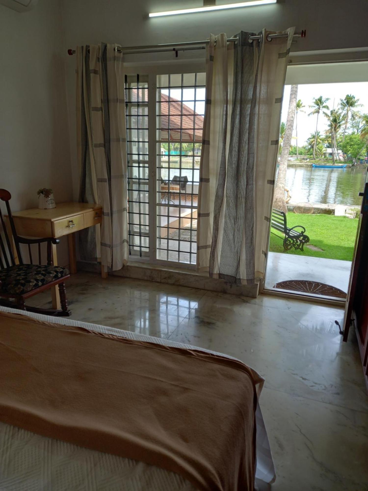 Nature's Nook Homestay *