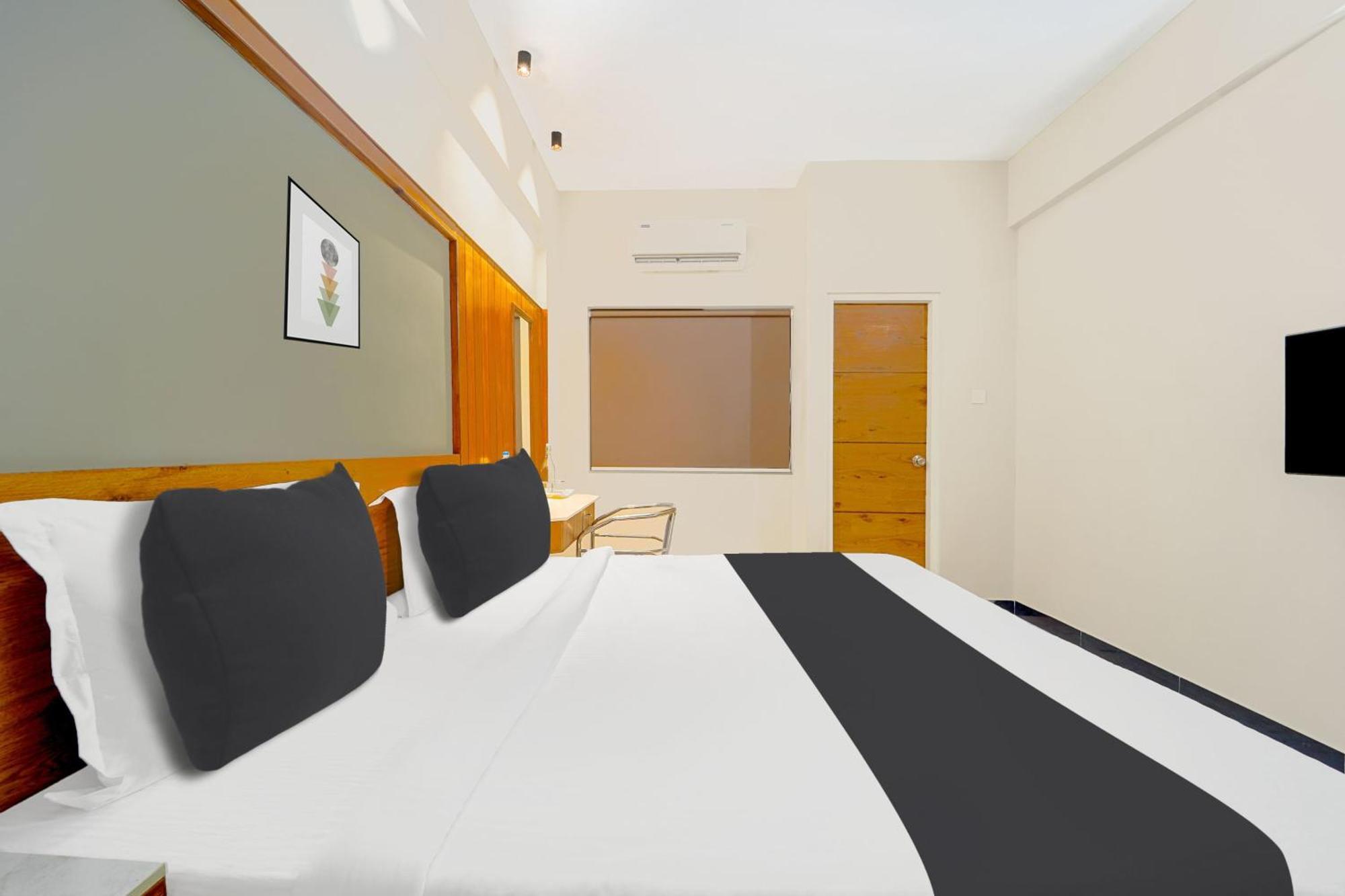 Super O Broadway Ernakulam Hotel 3*