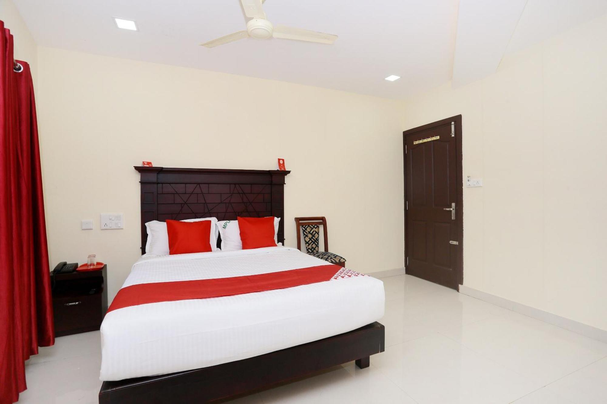 Hotel O Malabar Plaza 3*