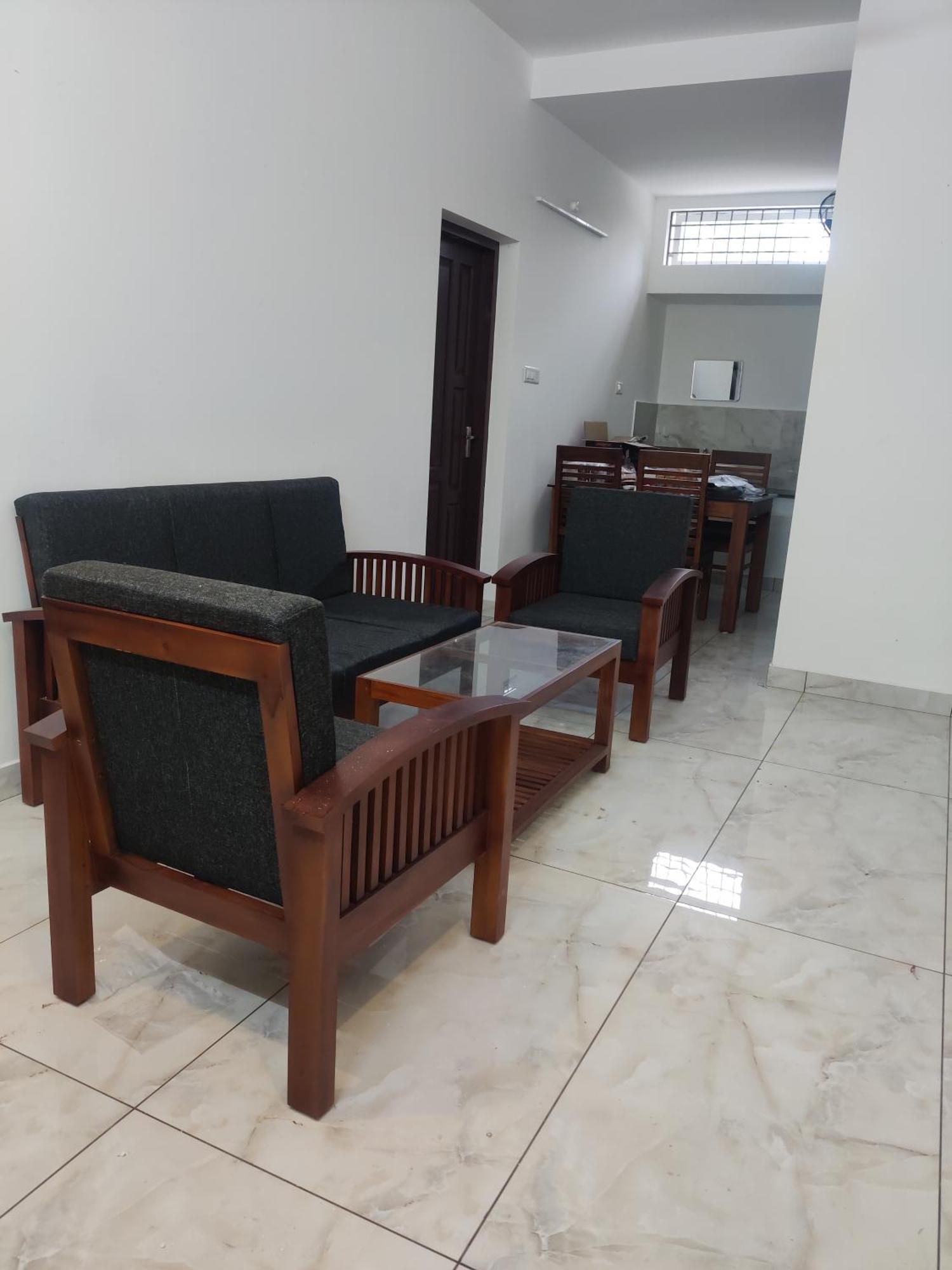 N & L Apartment
