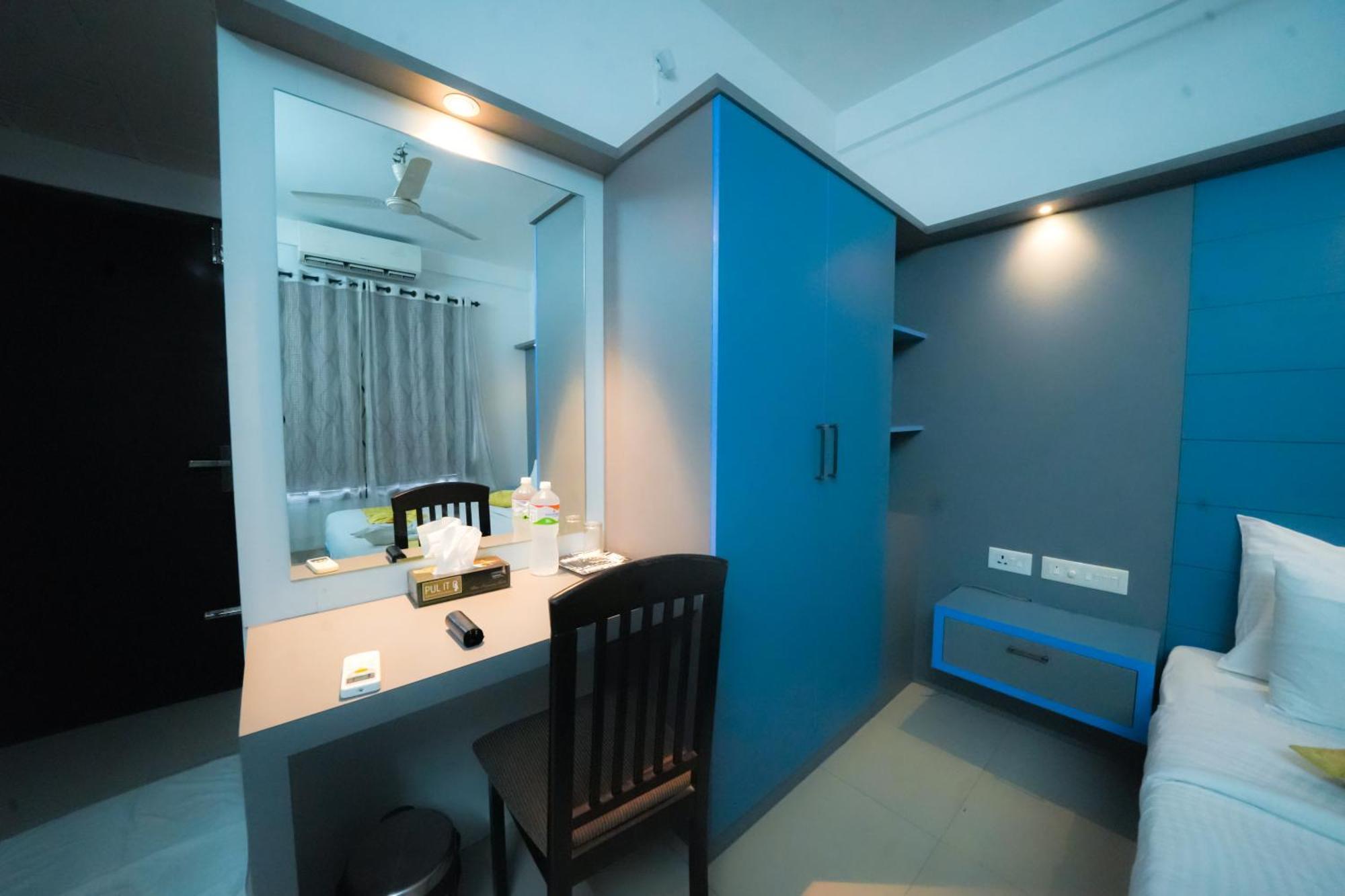 Hotel Kay Pee's Grande 2*