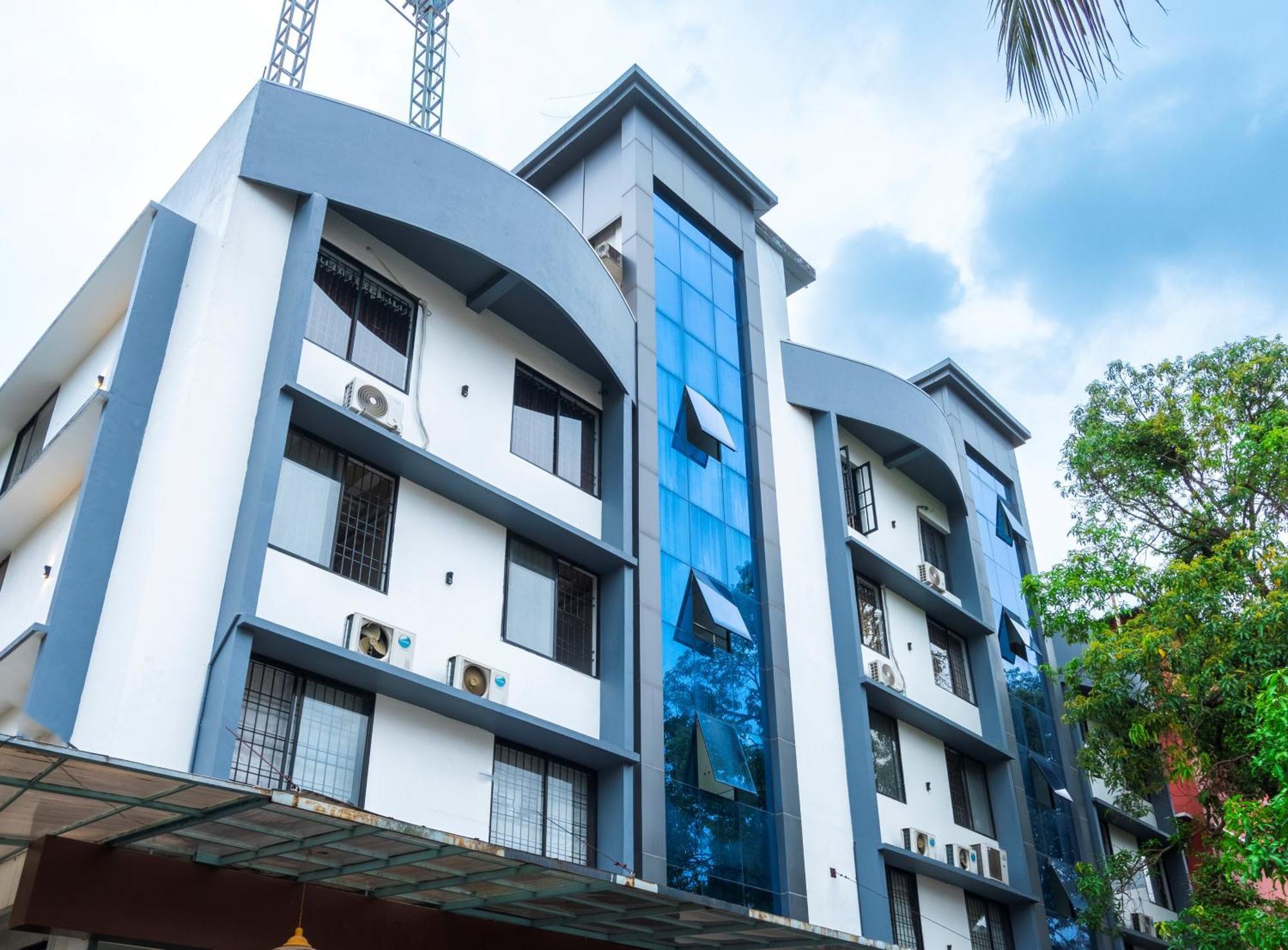 Hotel Kay Pee's Grande Kochi