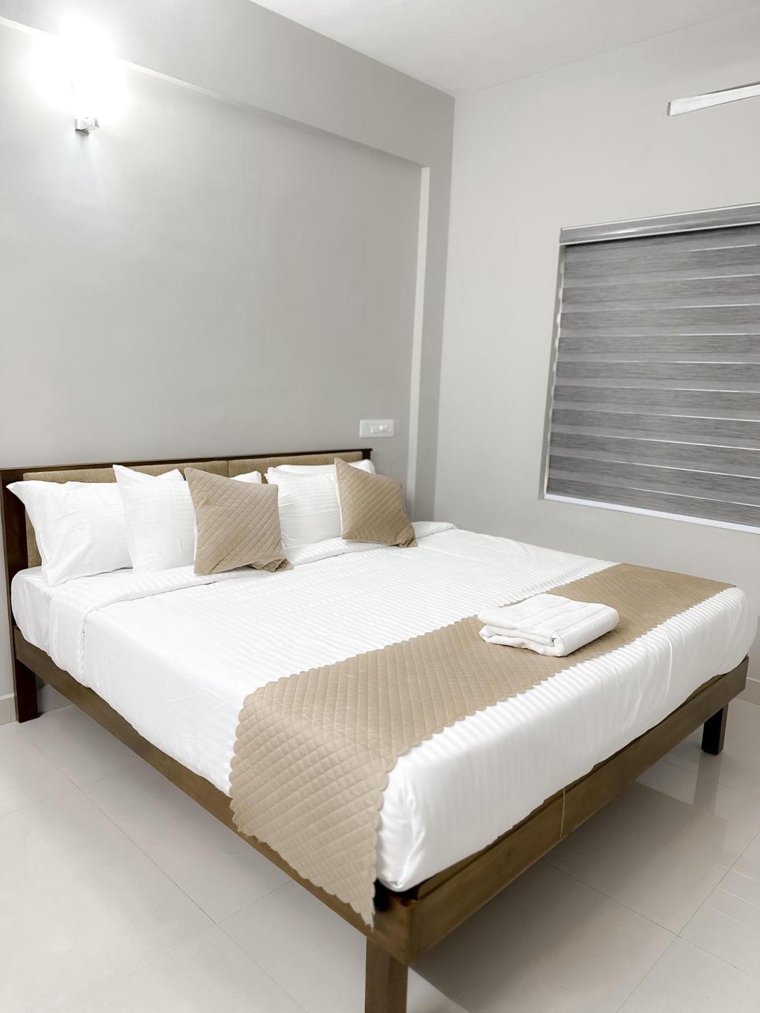 White House Apartment Kochi
