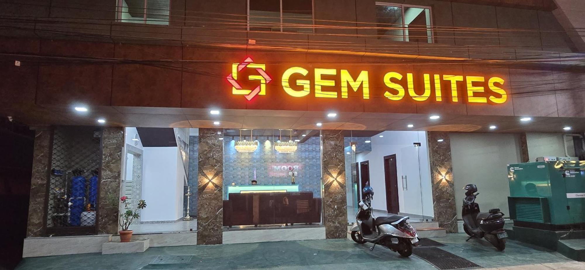 Gem Hotel 3*