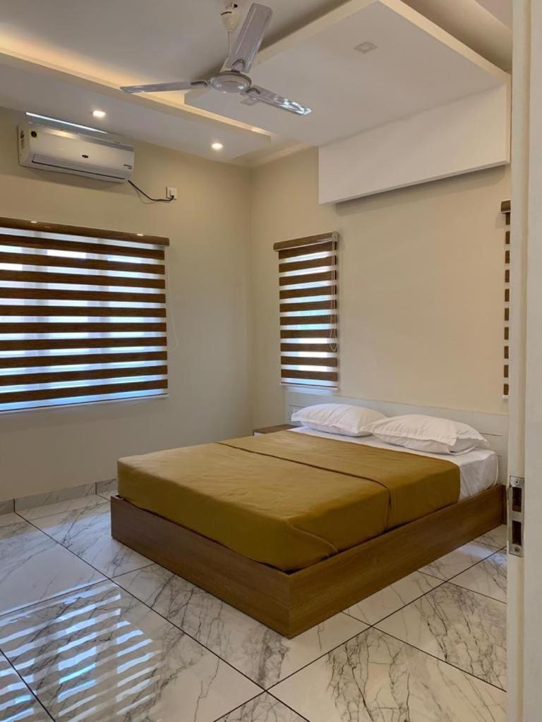 Cazle - 1 Kochi