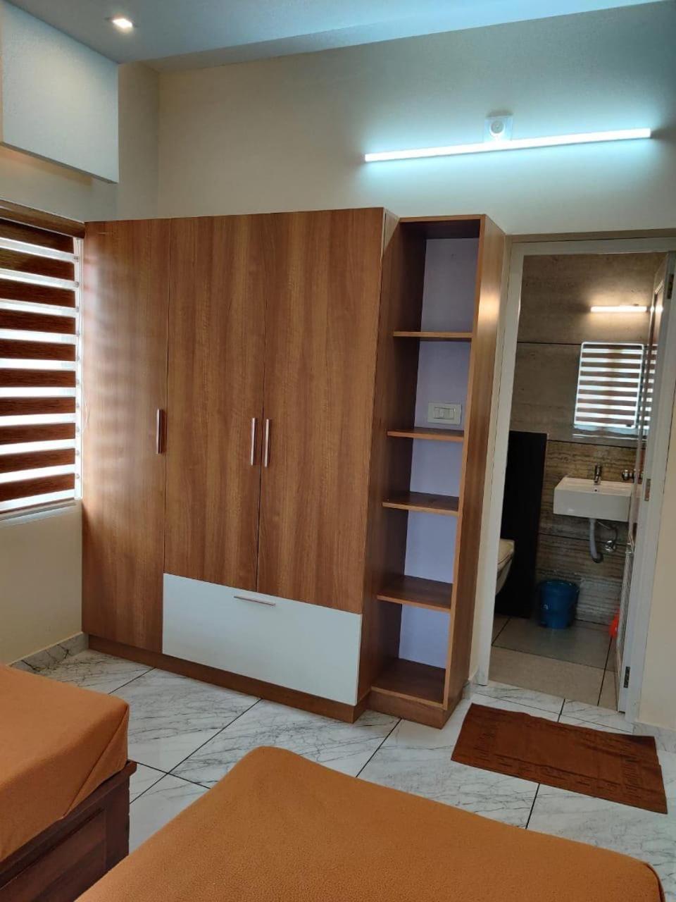 Cazle - 1 * Kochi