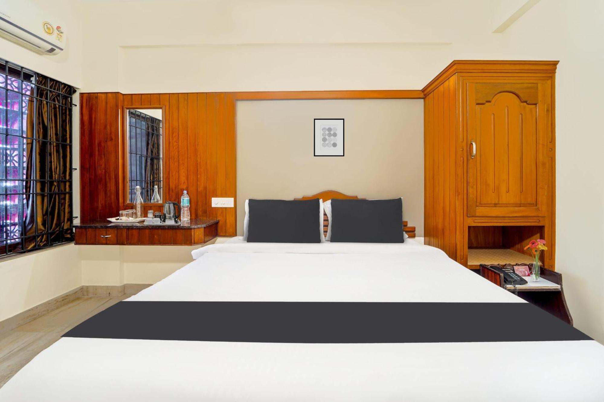 Super O Broadway Ernakulam Hotel 3*