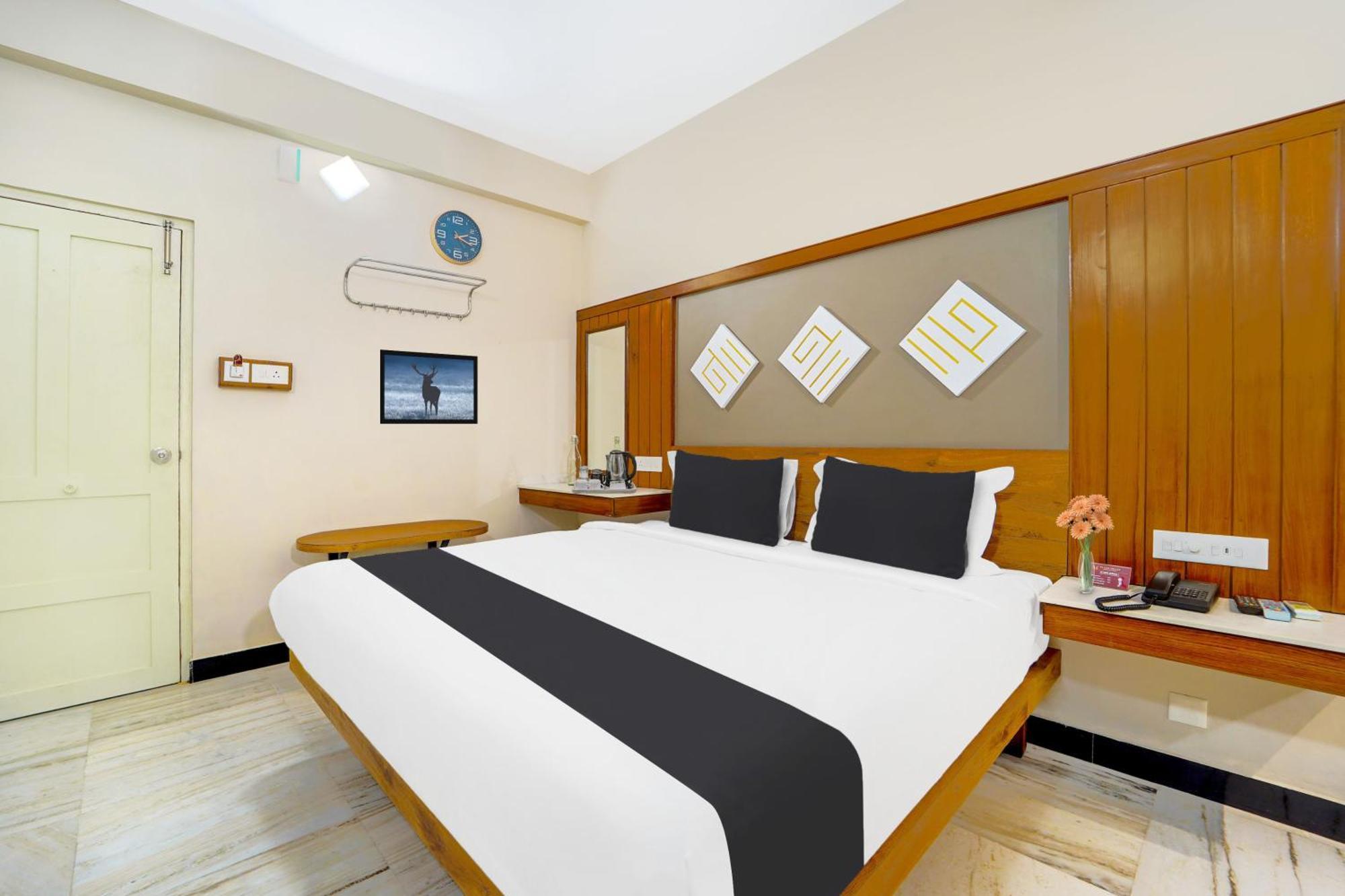 Hotel Super O Broadway Ernakulam 3*