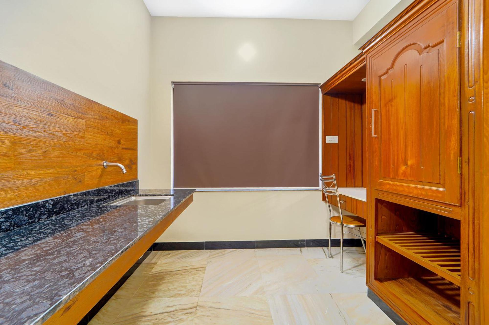 Hotel Super O Broadway Ernakulam Kochi