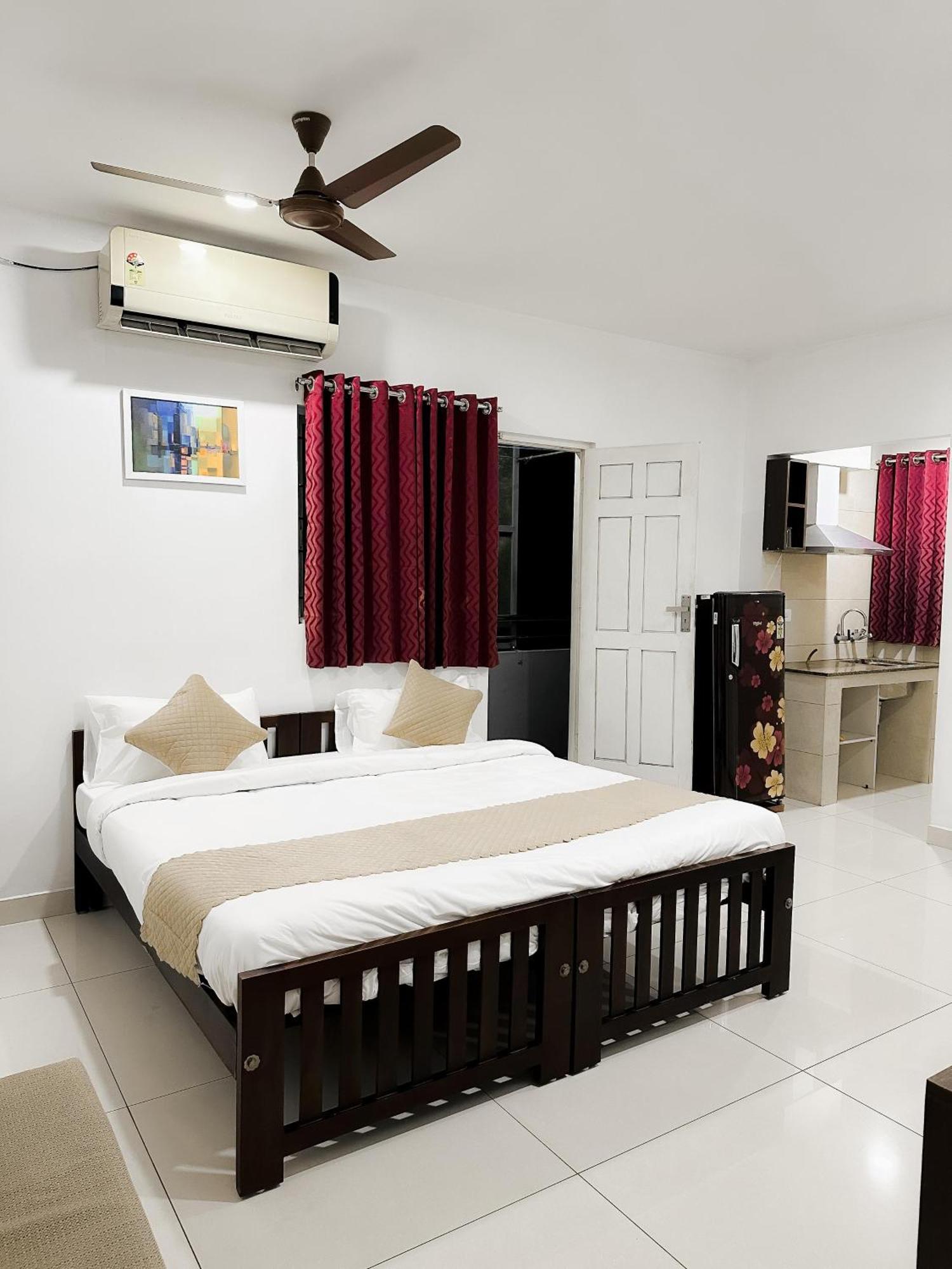 Hotel White House 3*