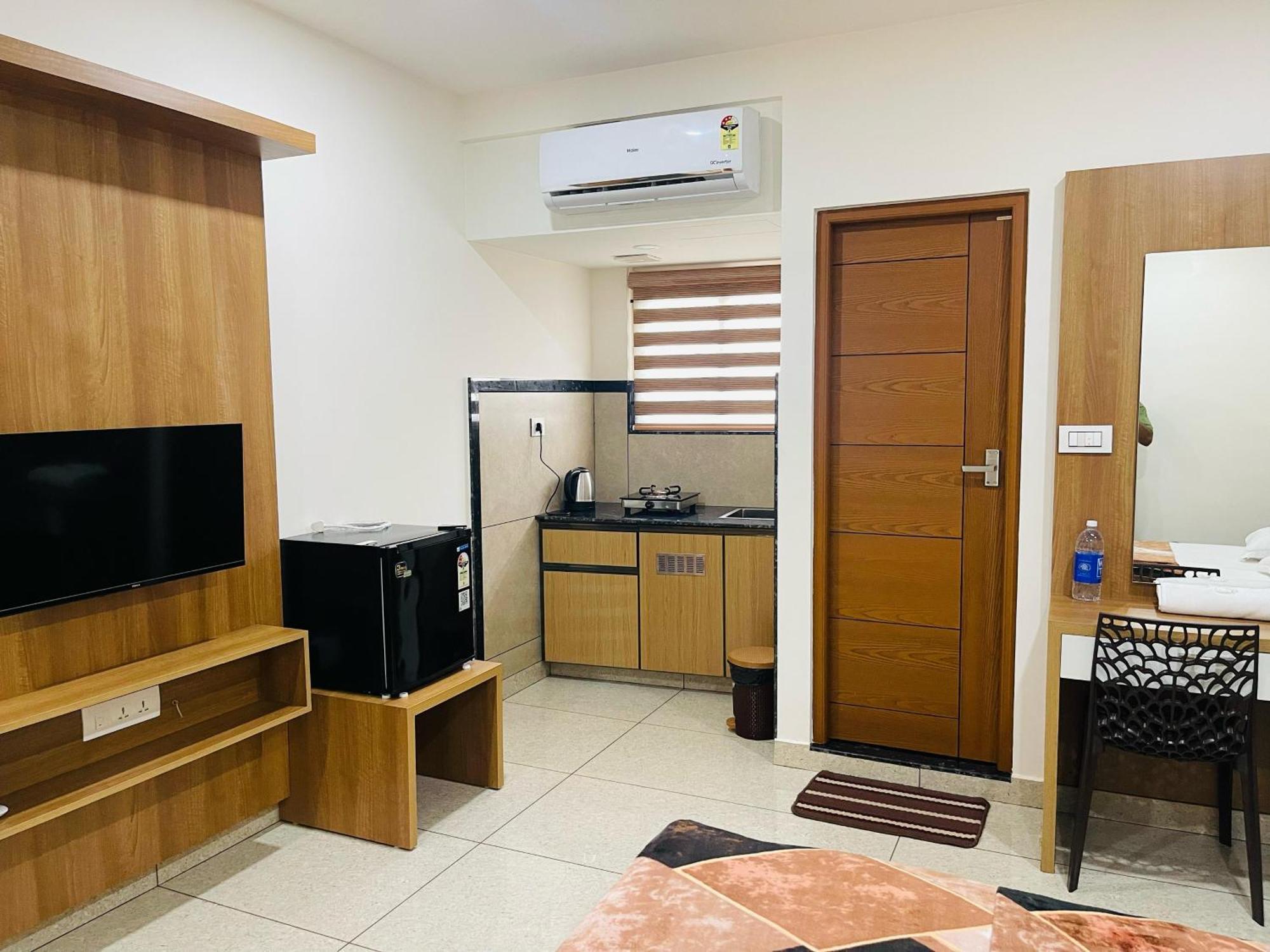 Apartment Hilux