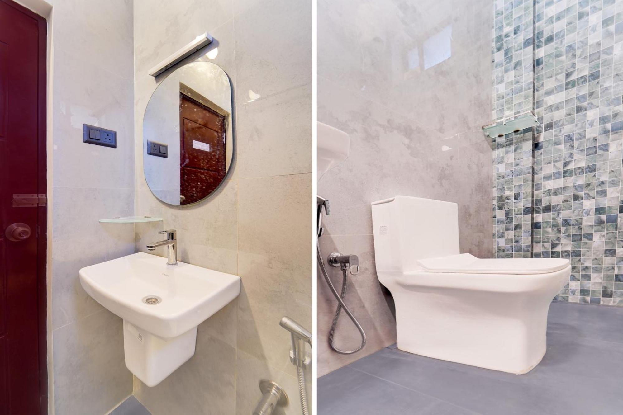 Super O Gandhi Nagar Near South Railway Backgate Hotel 3*