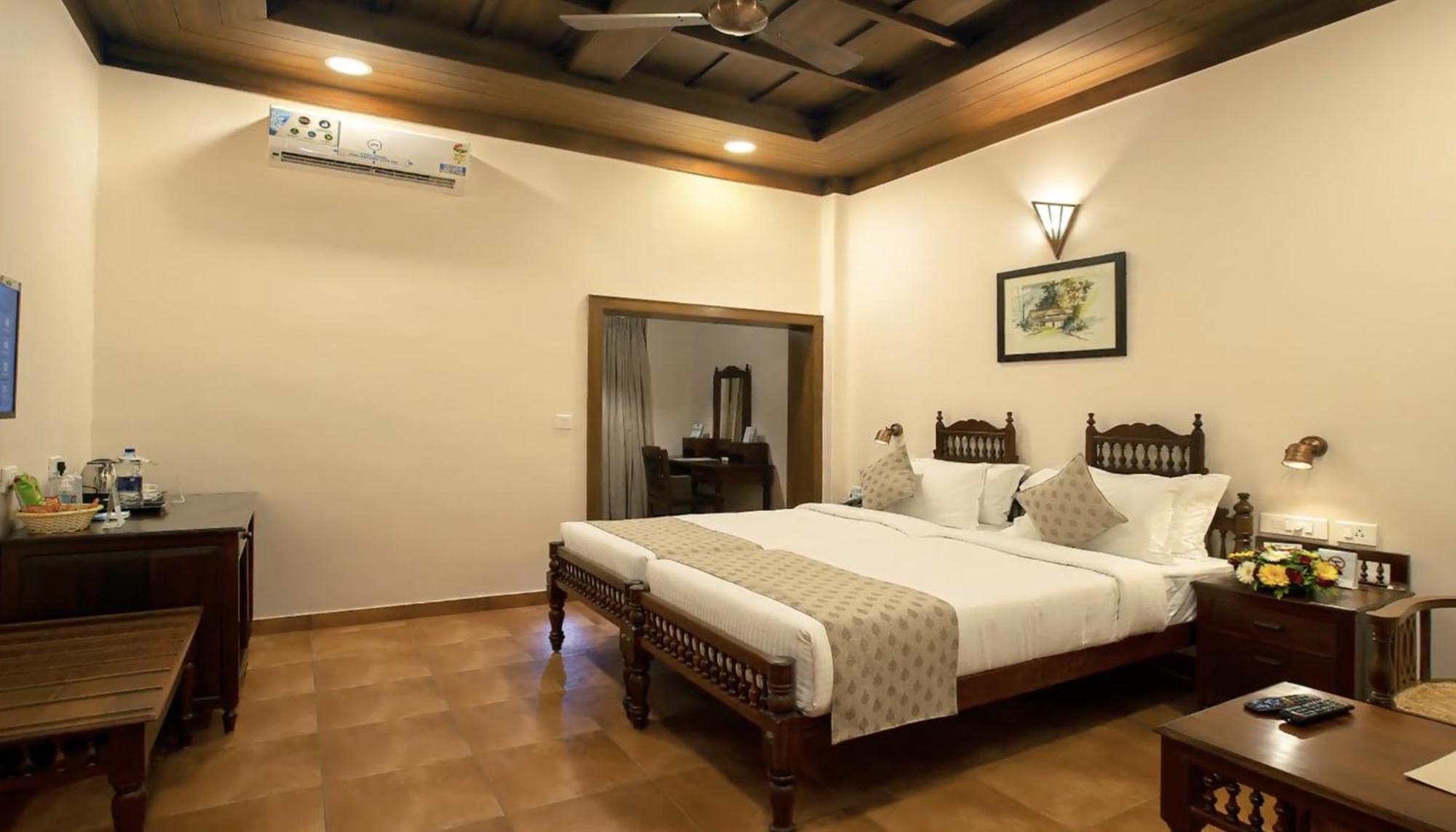 Hotel Seashell - Marine Drive
