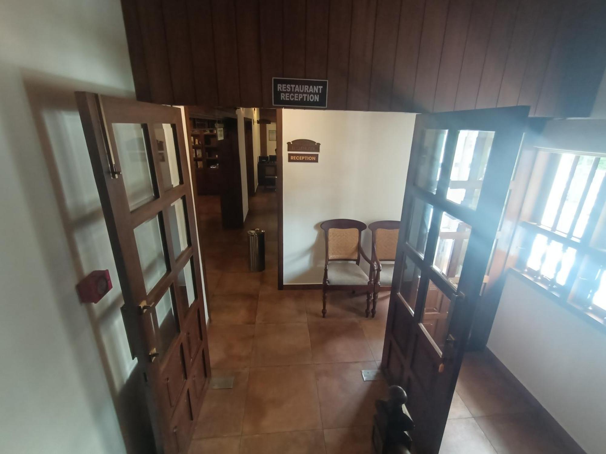 Seashell - Marine Drive Hotel 3*