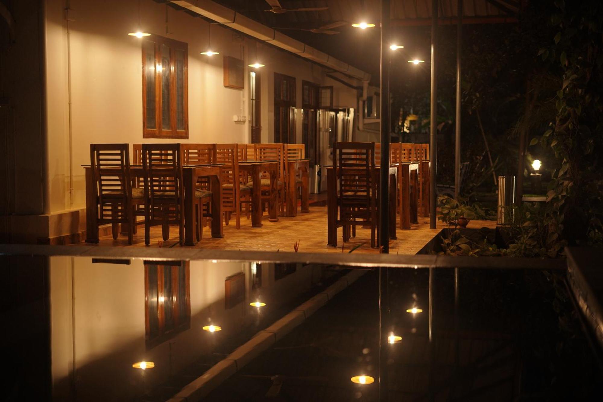 Alfred Place Hotel Kochi