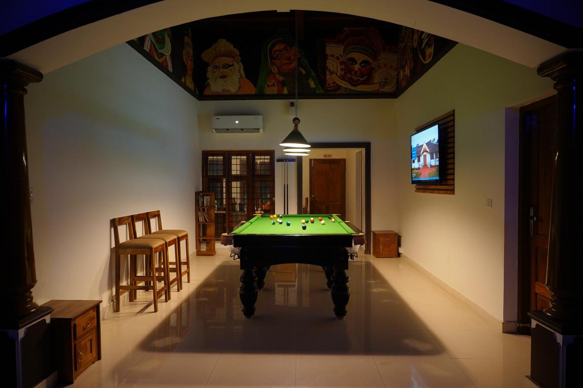 Alfred Place Hotel