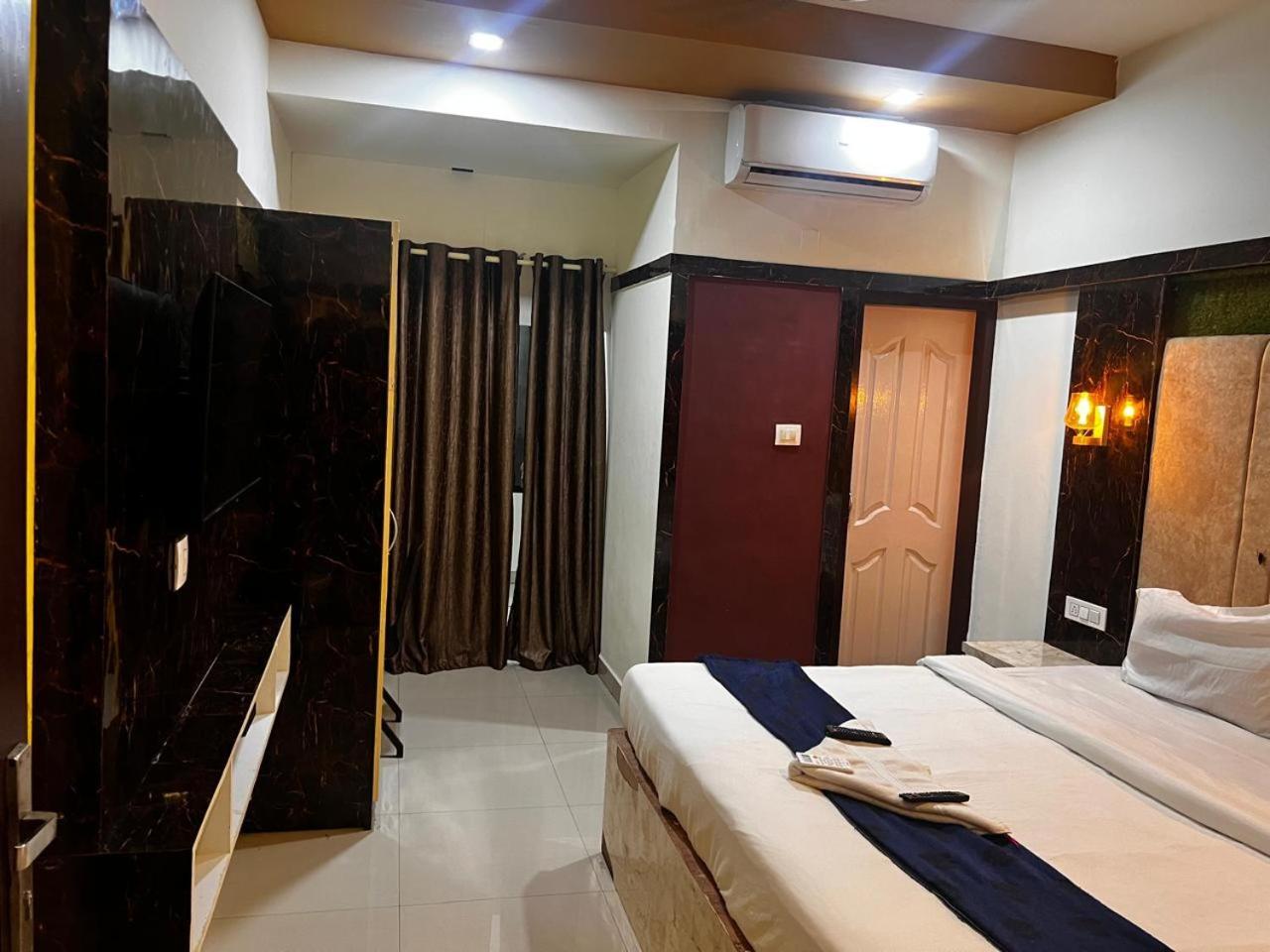 Queens Residency - Hotel