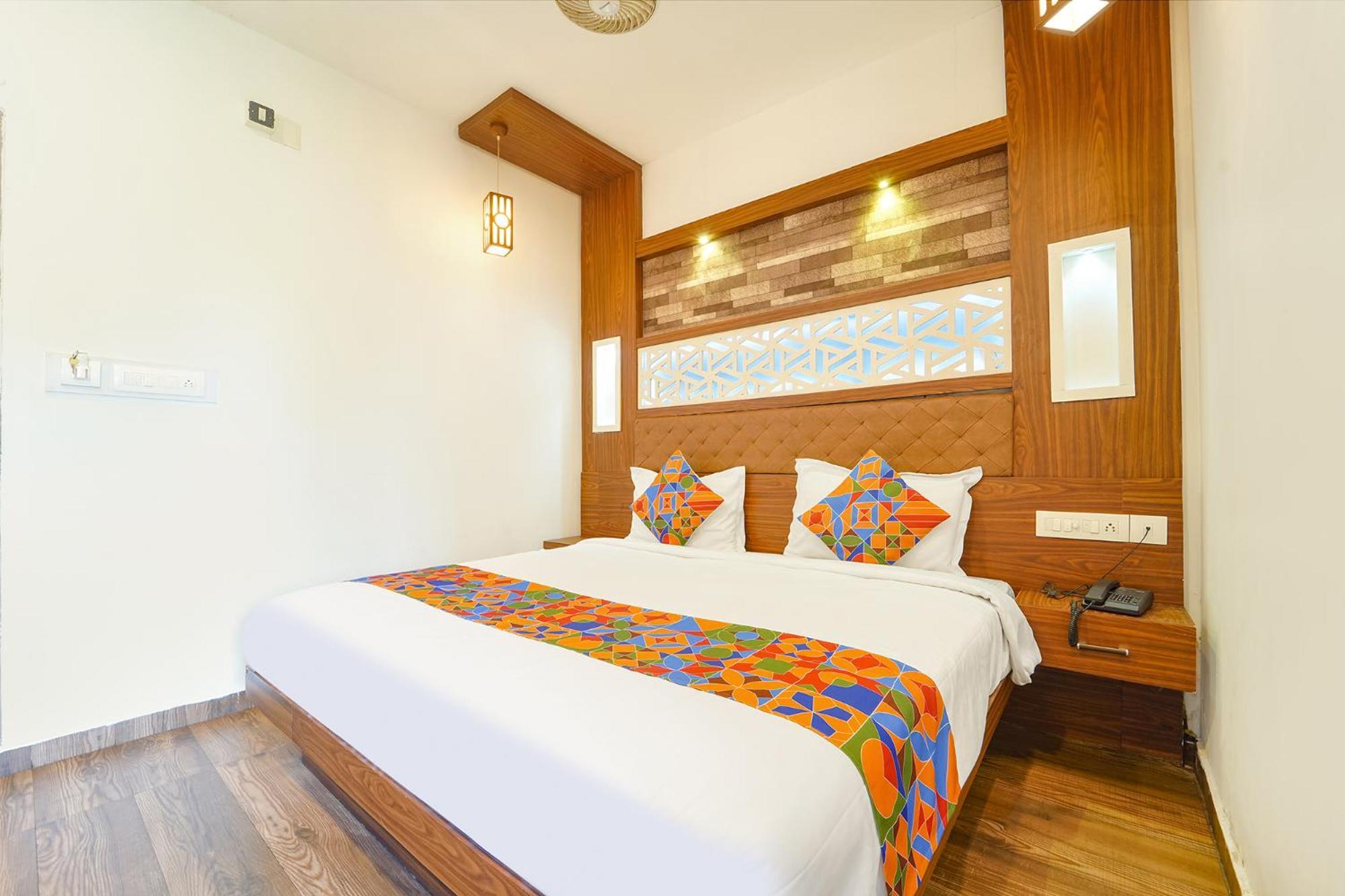 Fabhotel Qube Hotel