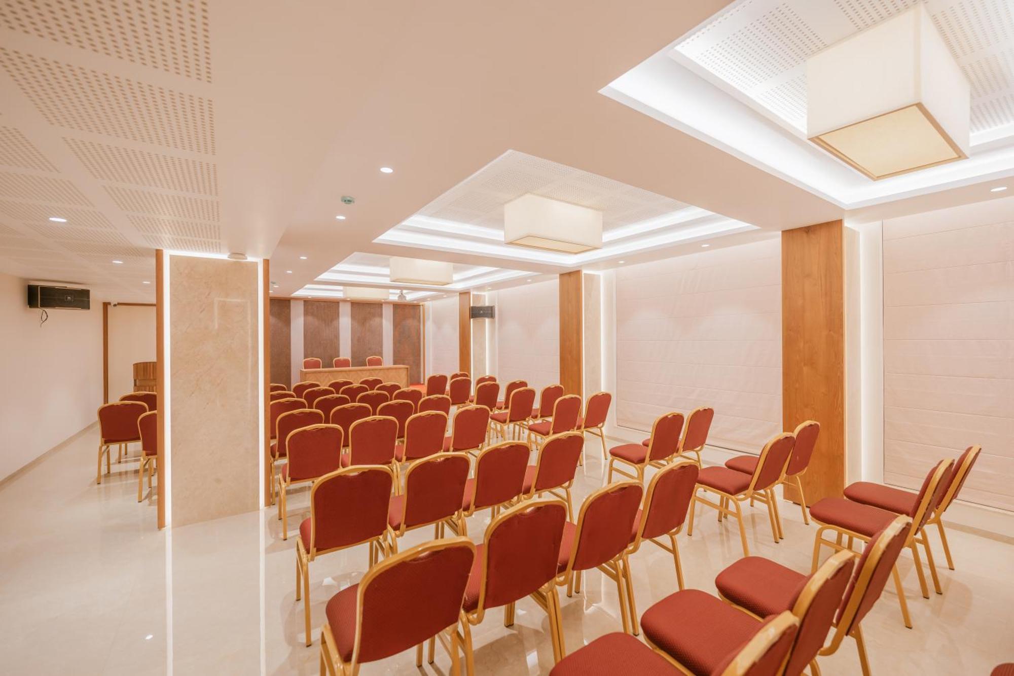 Hotel Loft Business Kochi