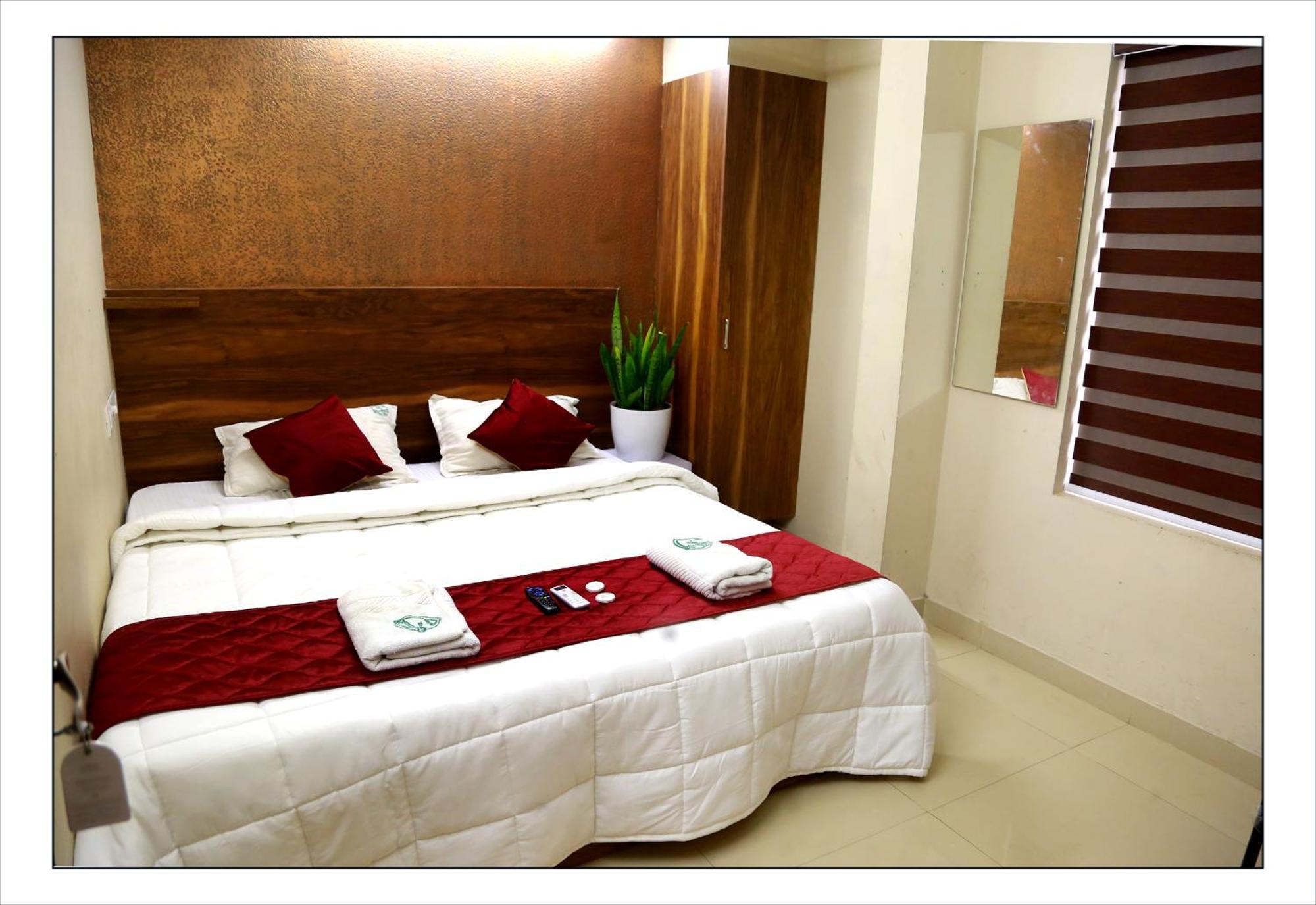 Hotel New Aliyans & Restaurant 2*