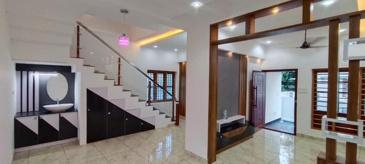 Pleasant Homes *