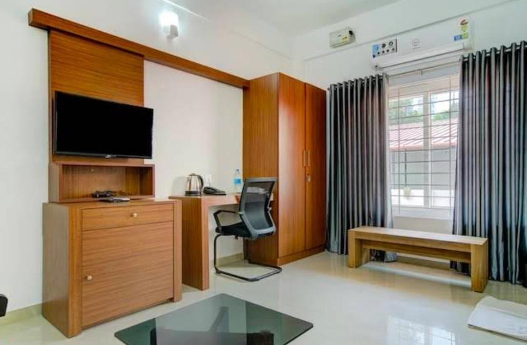 Phoenix Holidays 3*