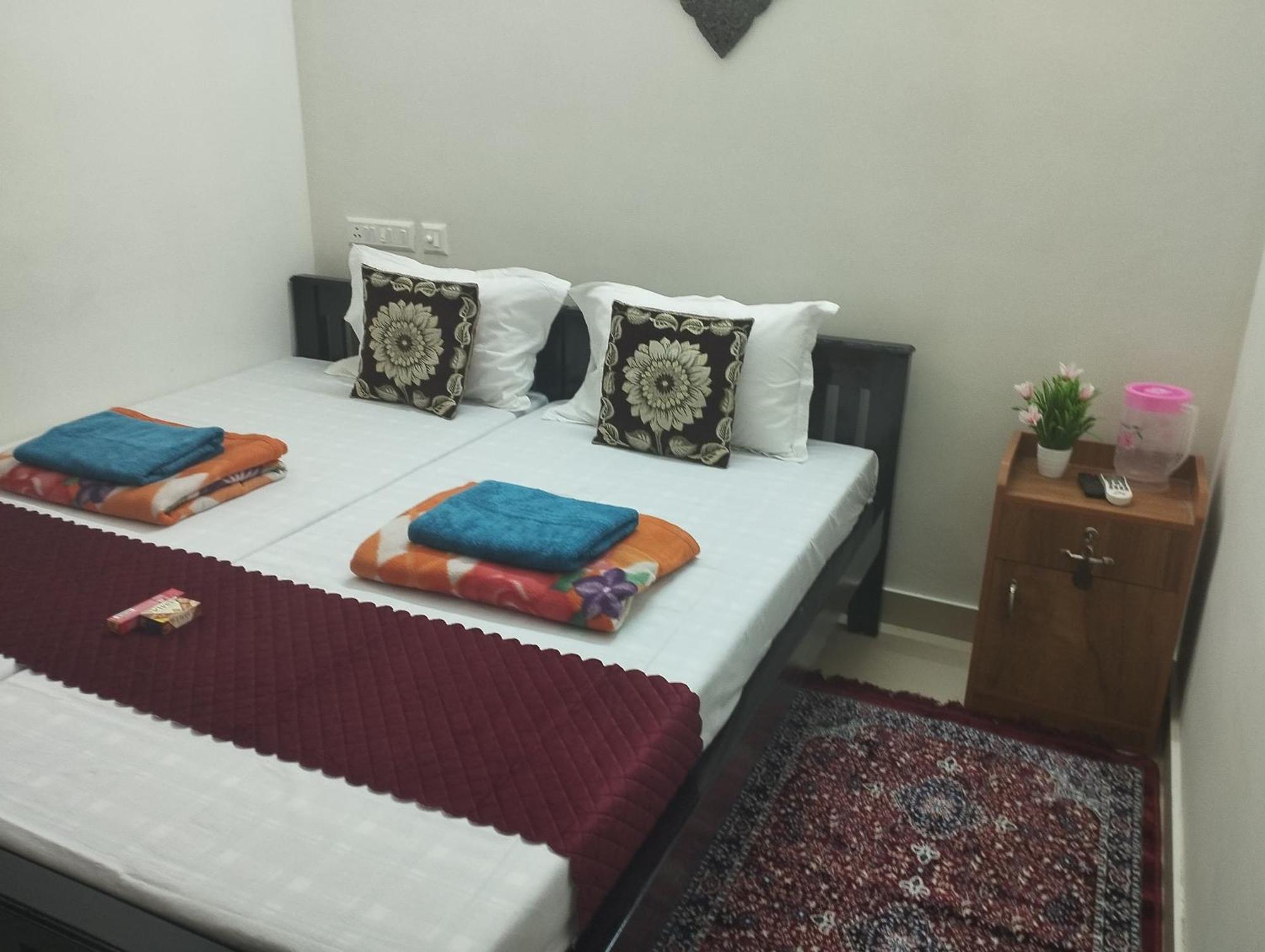 Samaria Homestay, Kochi, With Fan Kochi