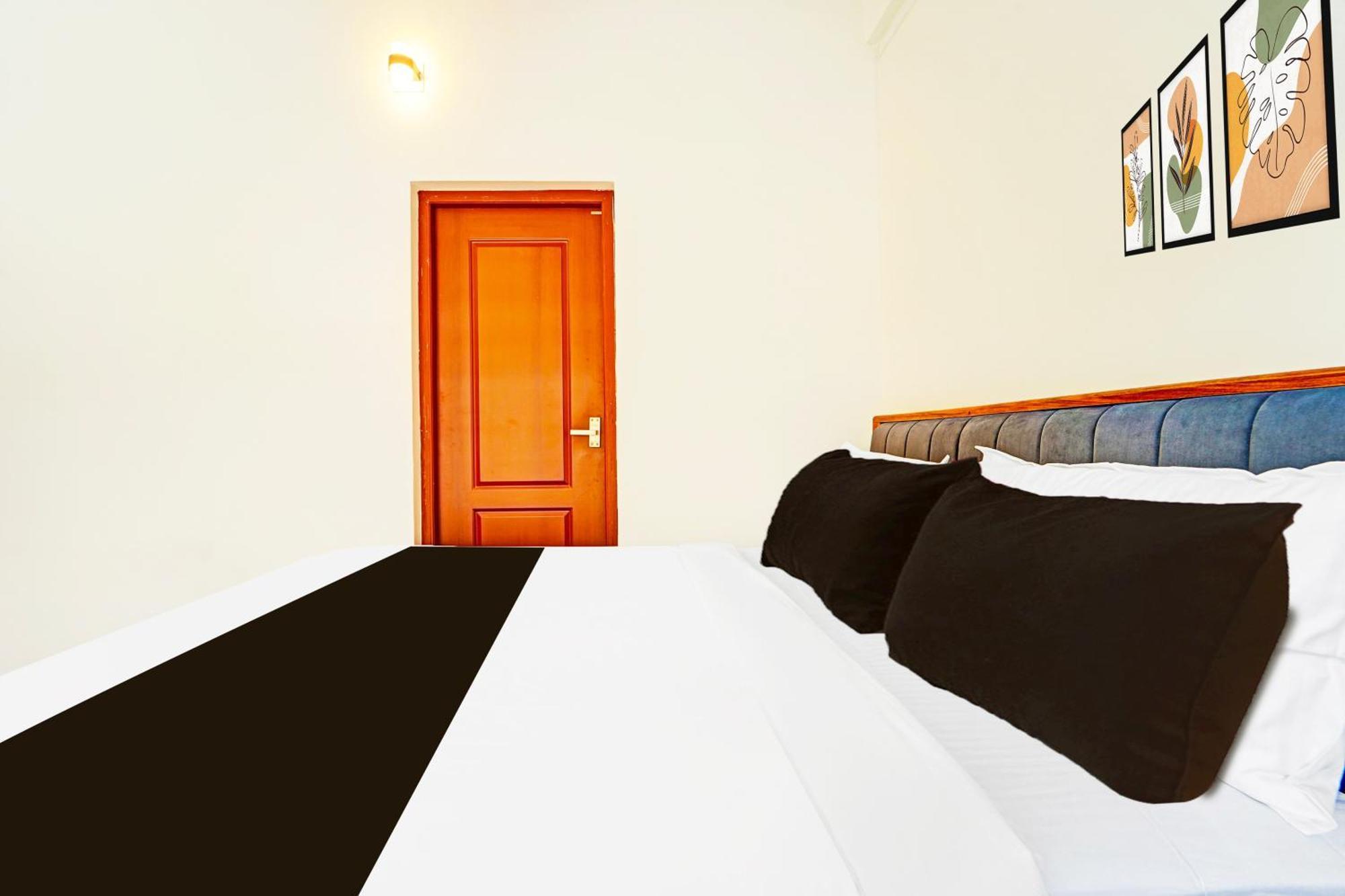 Hotel Super O Kalamassery Near Medical College 4*